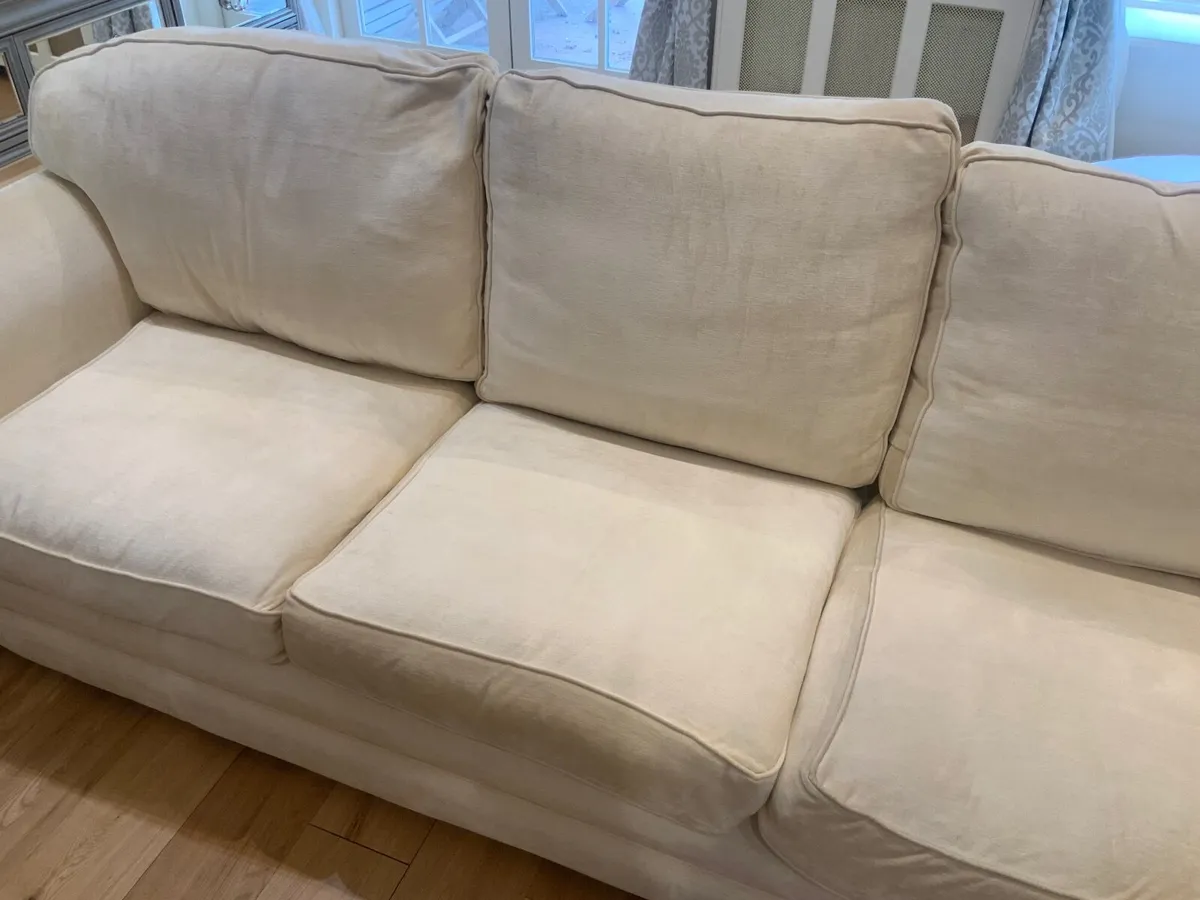 Large cream sofa 9 foot long - Image 4
