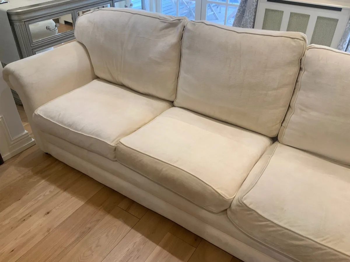 Large cream sofa 9 foot long - Image 3