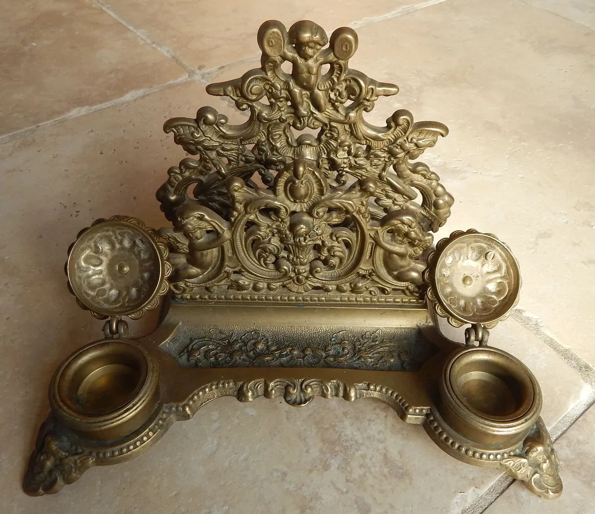 Vintage Ornate Brass Letter Rack & Double Inkwell - Image 2
