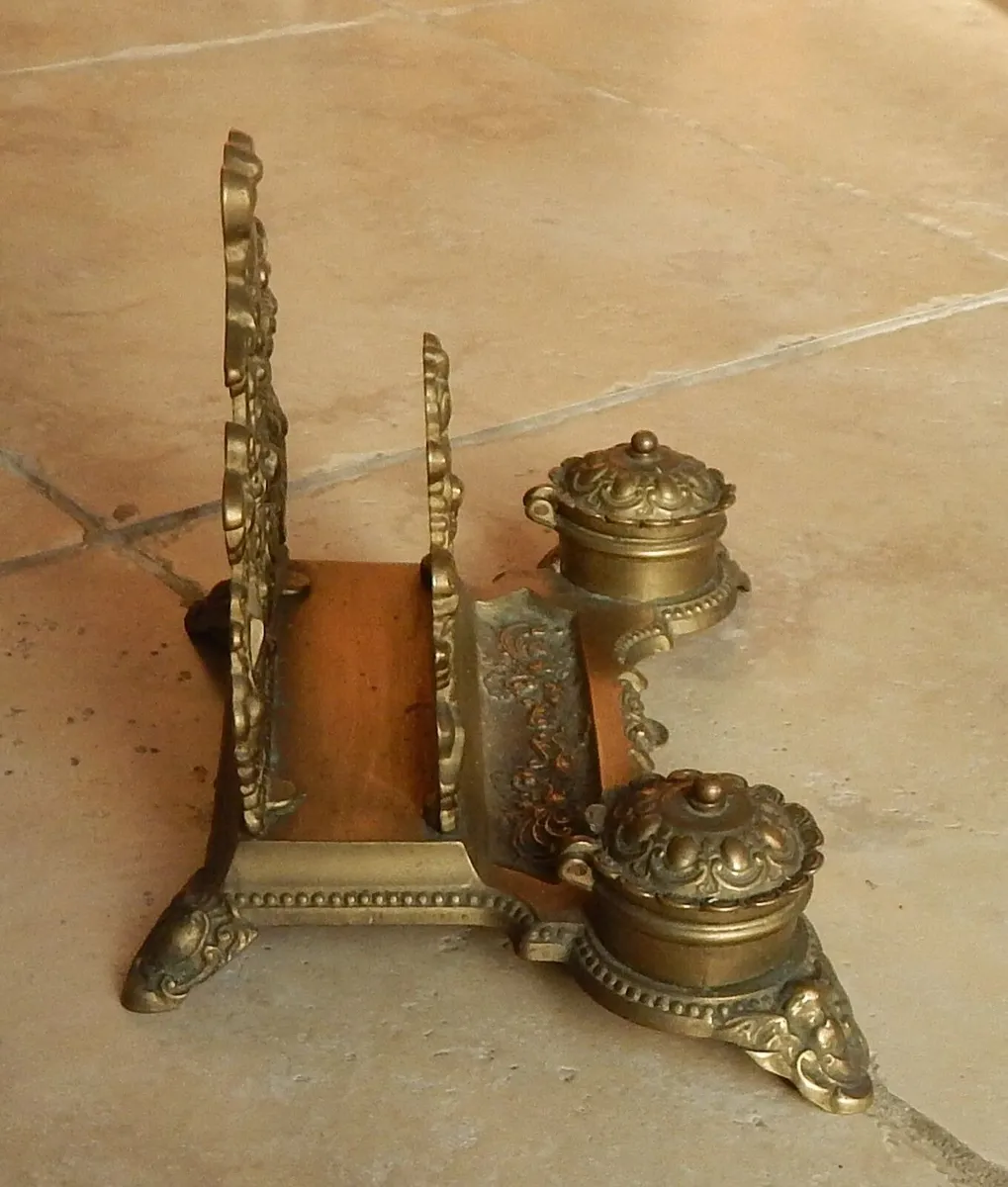 Vintage Ornate Brass Letter Rack & Double Inkwell - Image 4