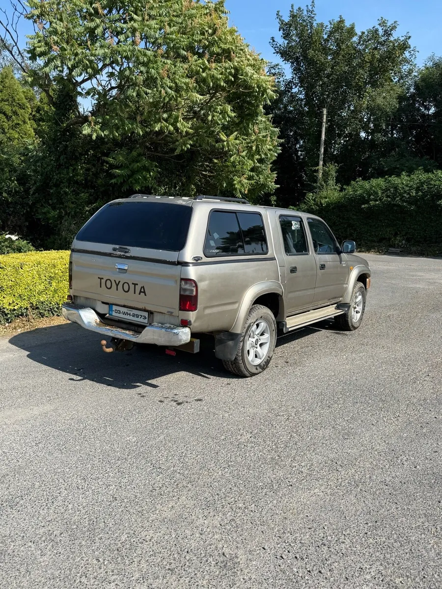 Toyota Hilux SR5 D4D - Image 4