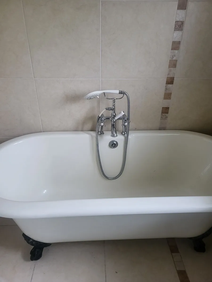 Freestanding Bath - Image 2