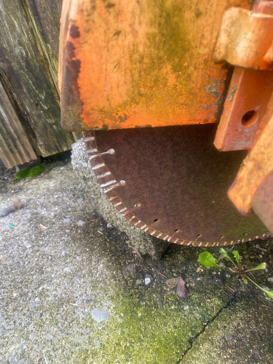 Hatz Diesel engine road saw - Image 3