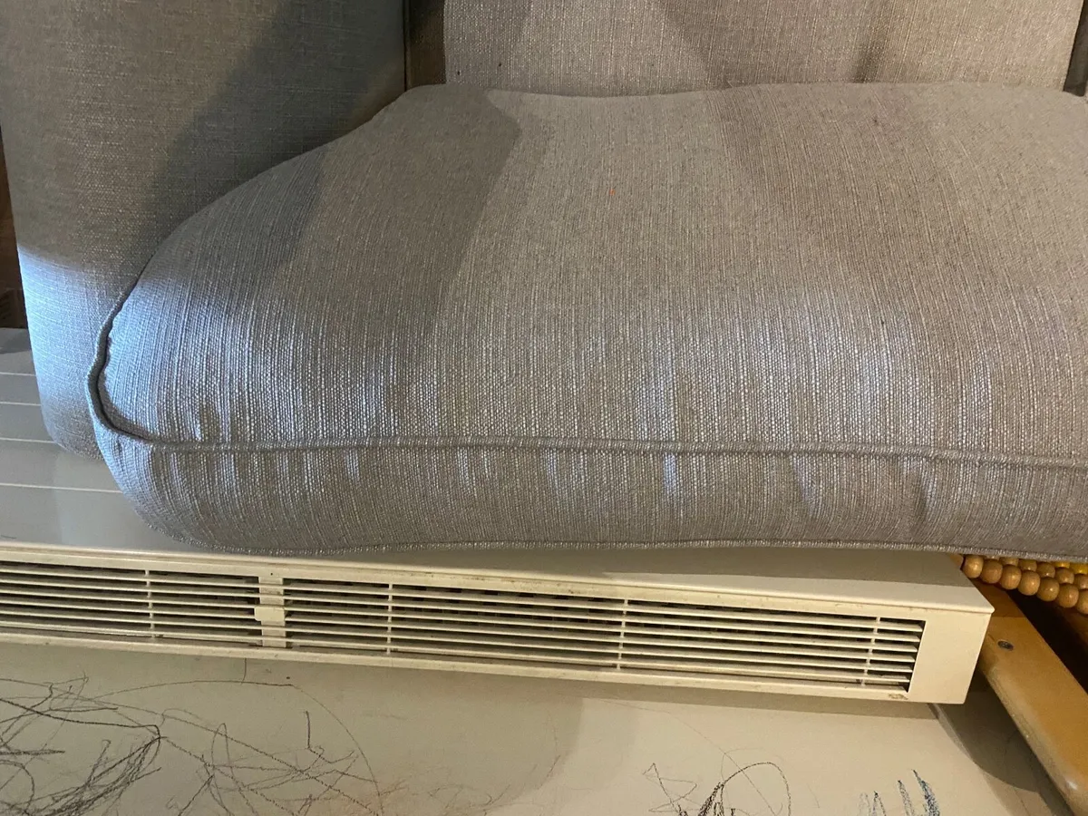 Couch free to go - Image 3