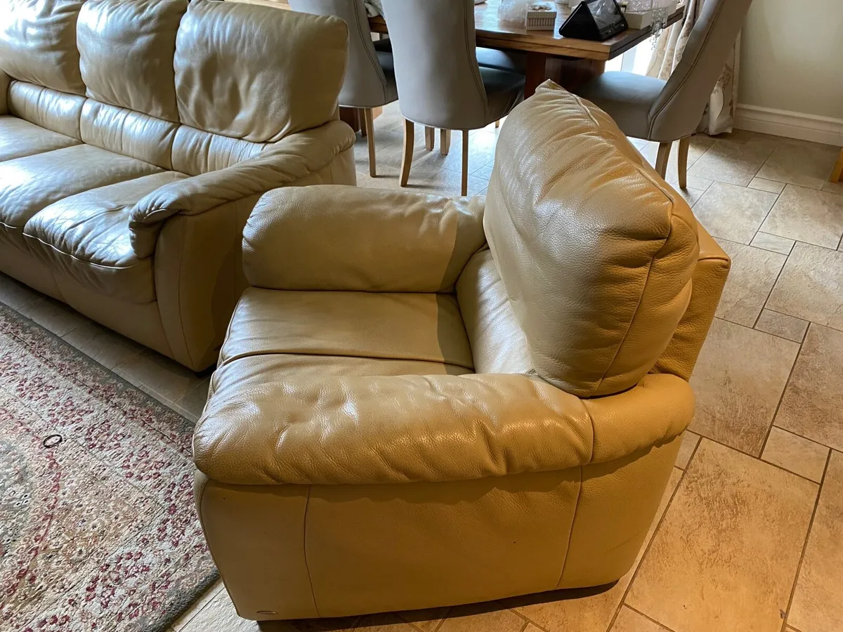 Couch and armchair - Image 4