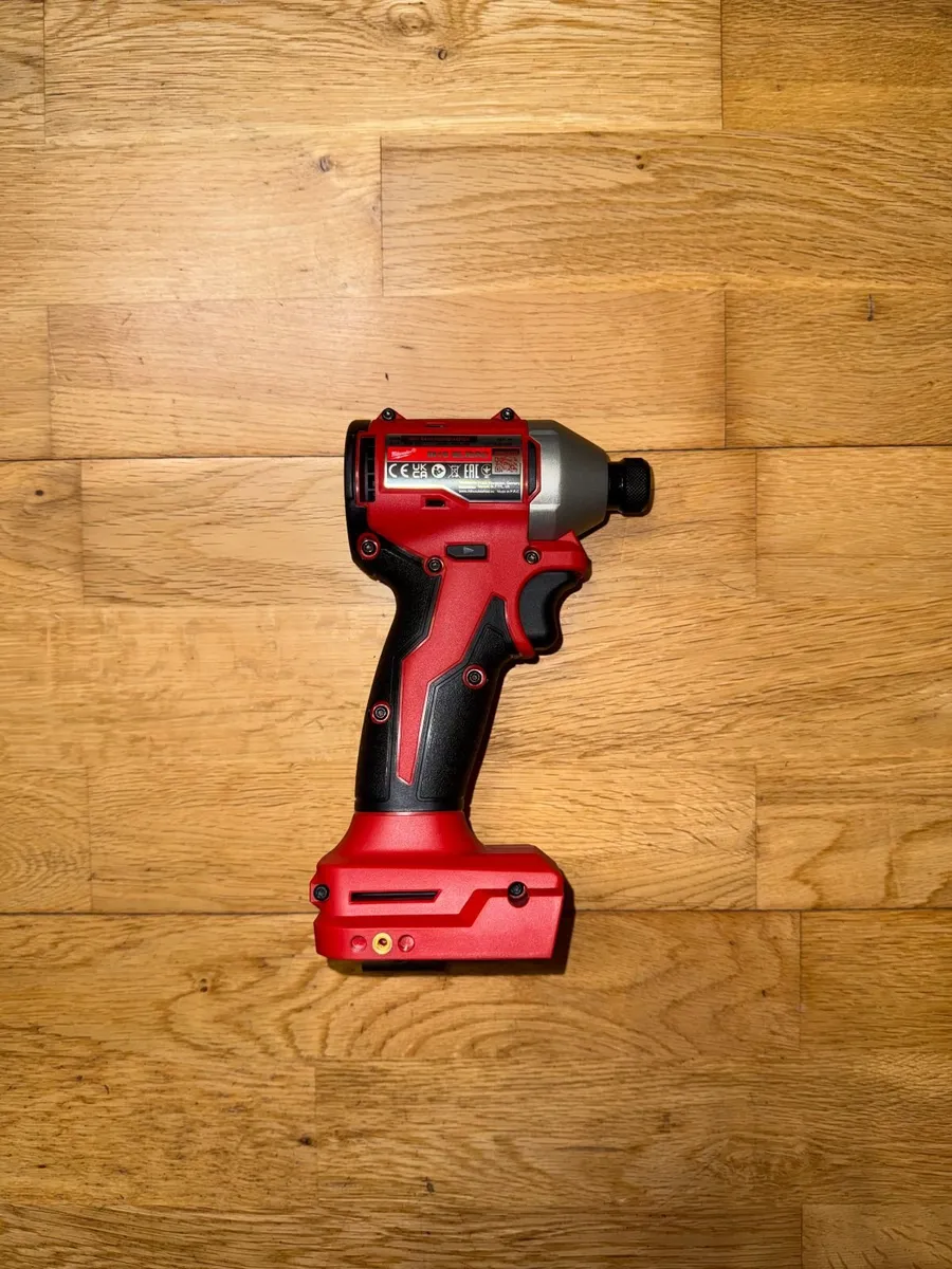 Milwaukee M18 Cordless Impact Driver 18v NEW - Image 2