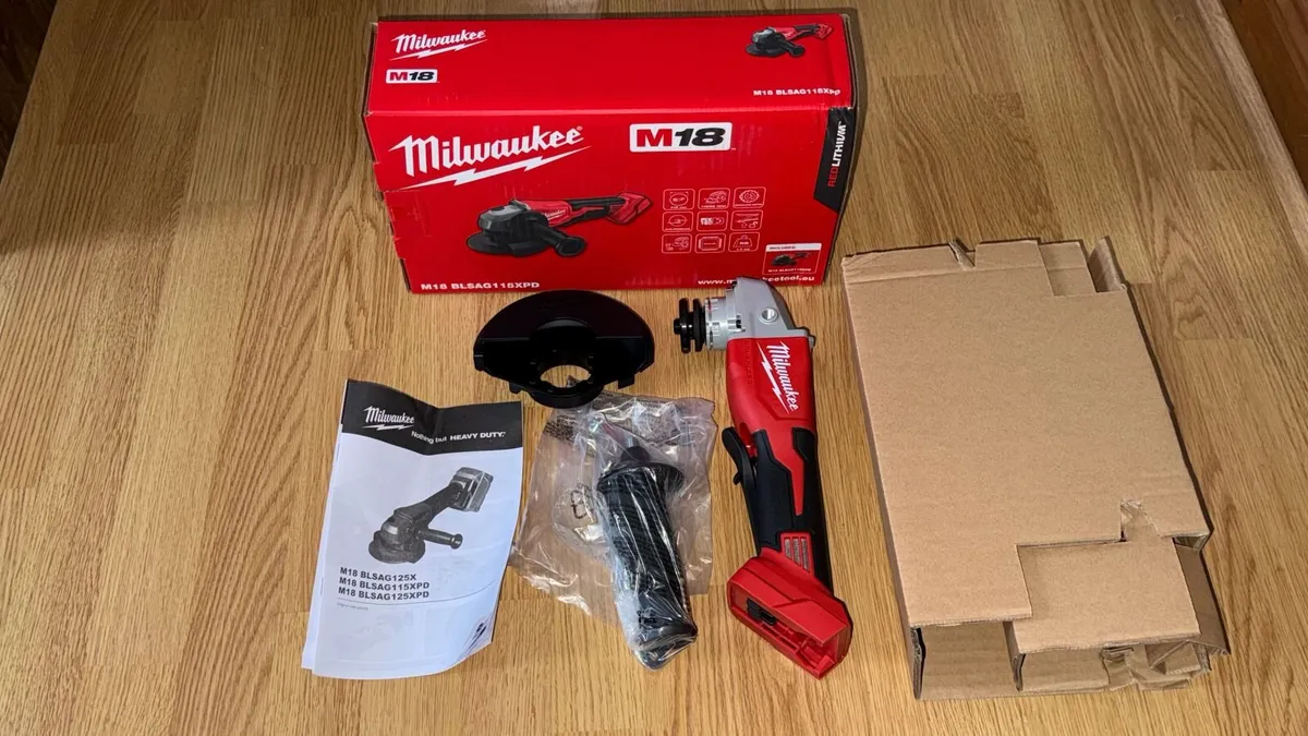 Milwaukee M18 Cordless Angle Grinder 18v 115mm NEW - Image 1