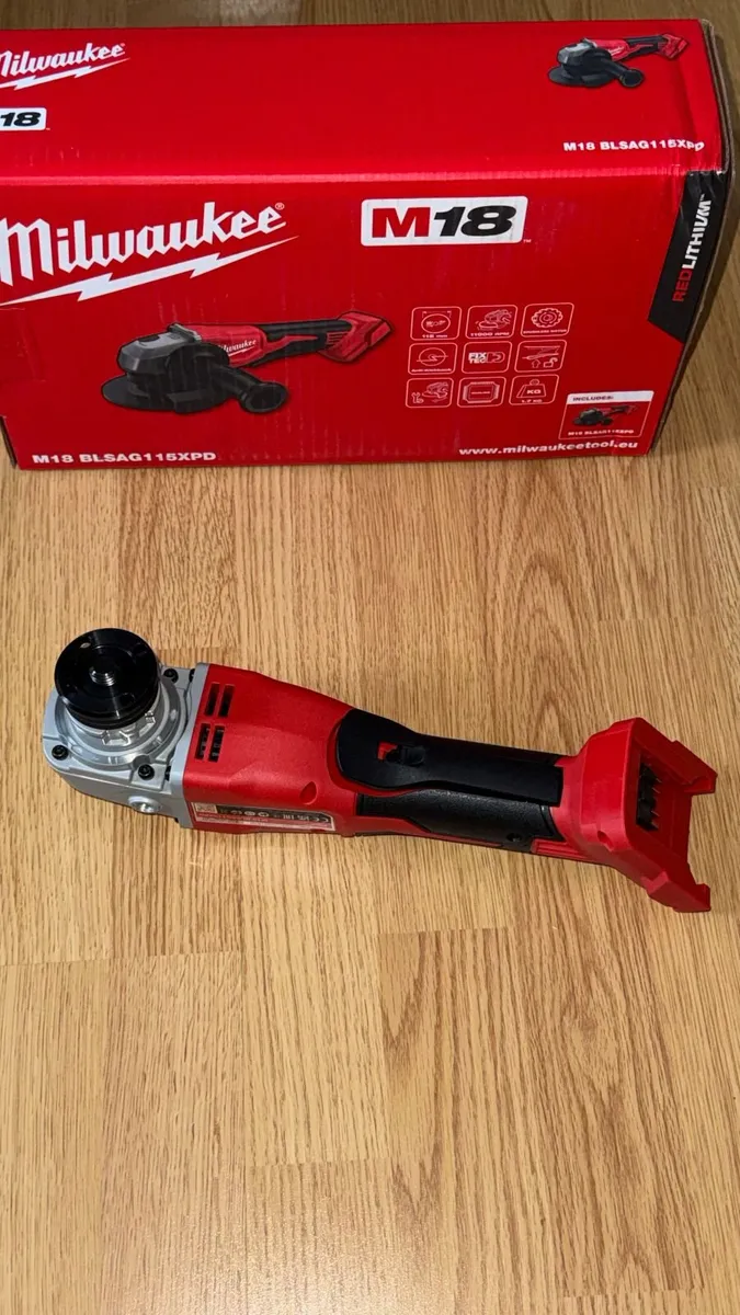 Milwaukee M18 Cordless Angle Grinder 18v 115mm NEW - Image 3