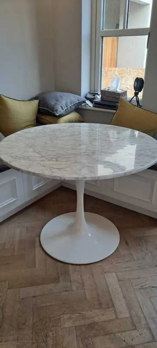 Kitchen Table - Image 3