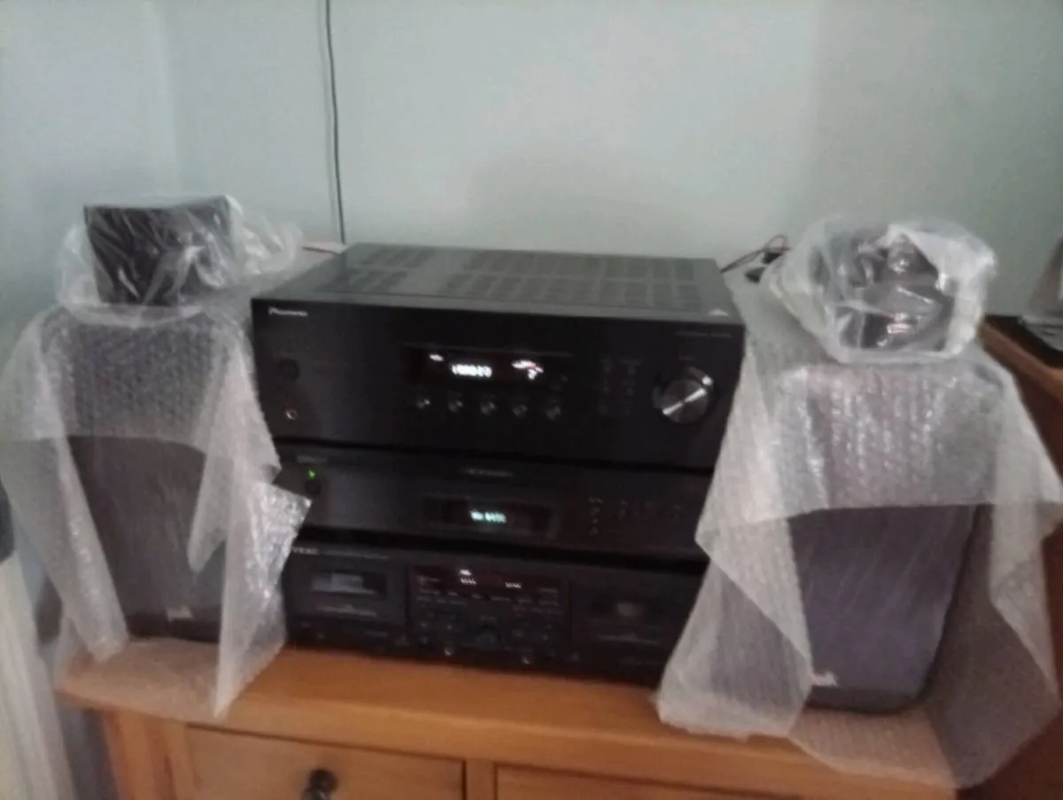 Hifi pioneer And Demon cd.