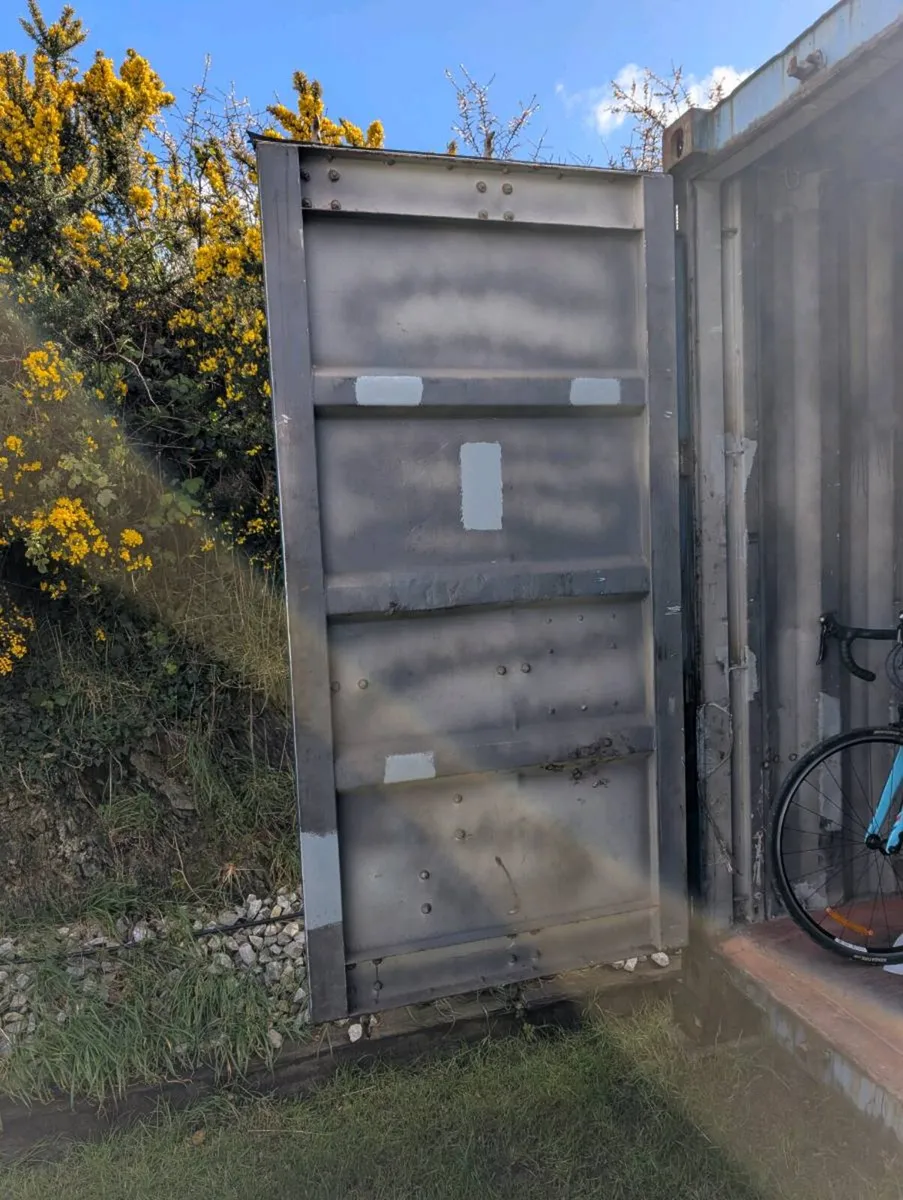 20ft shipping container - Image 4