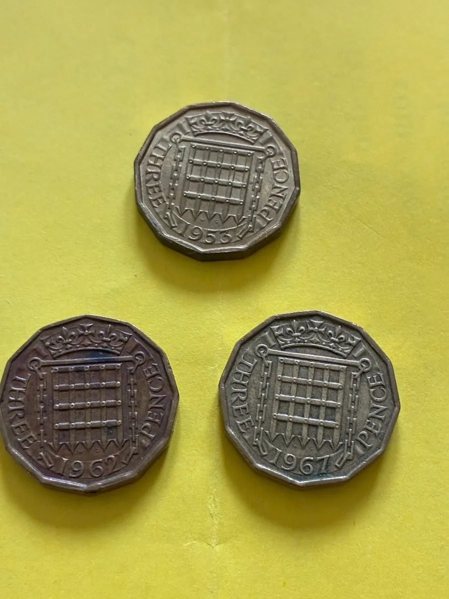UK Three Pence Coins - Image 2