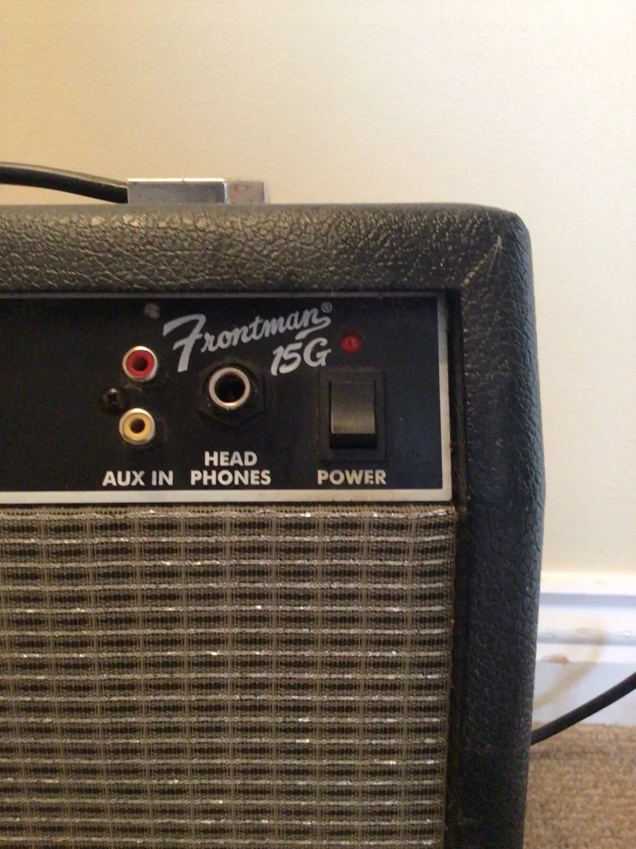 Guitar amp (fender 15G ) - Image 2
