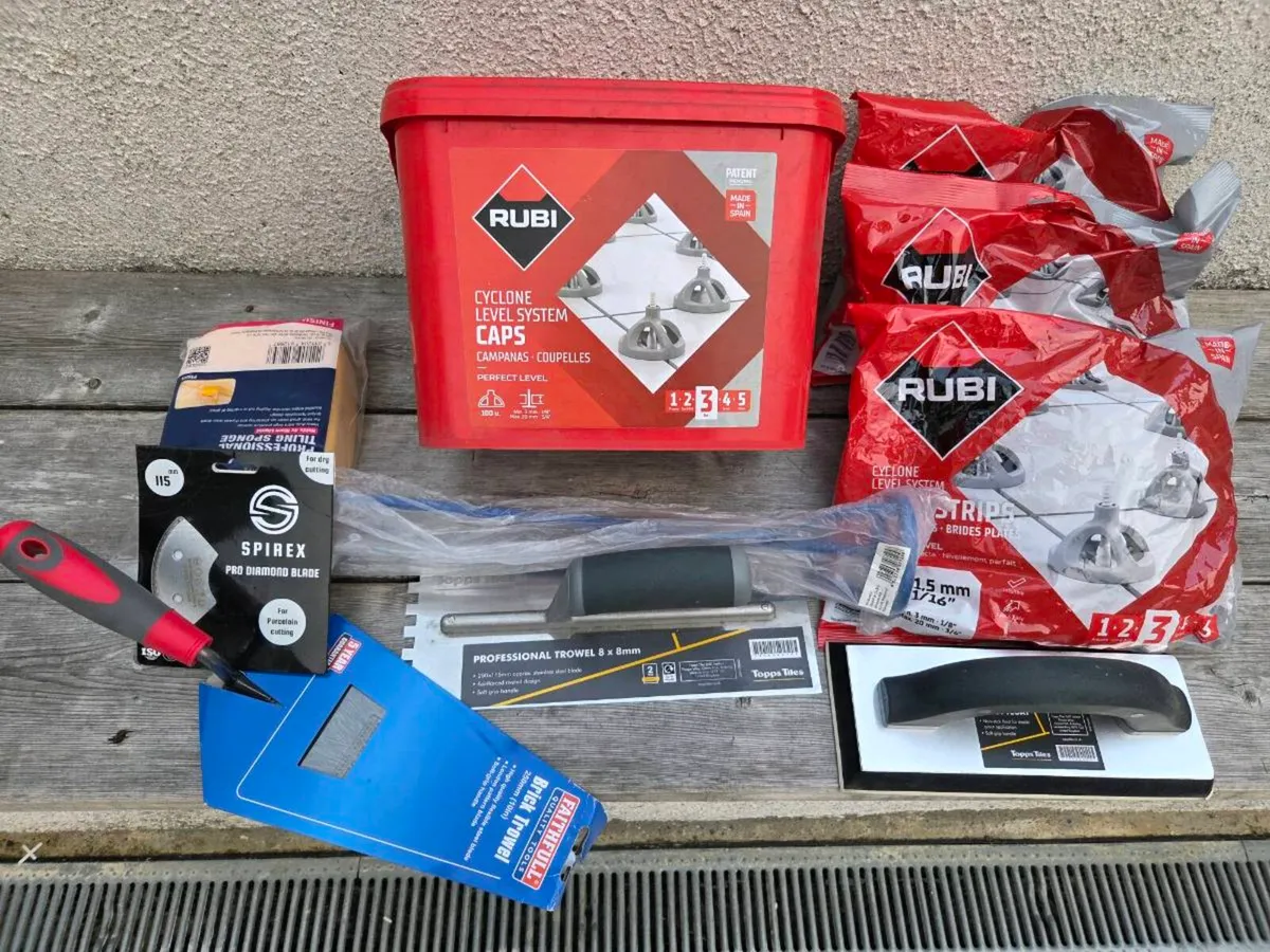 Rubi Cyclone leveling system Tiling - Image 1