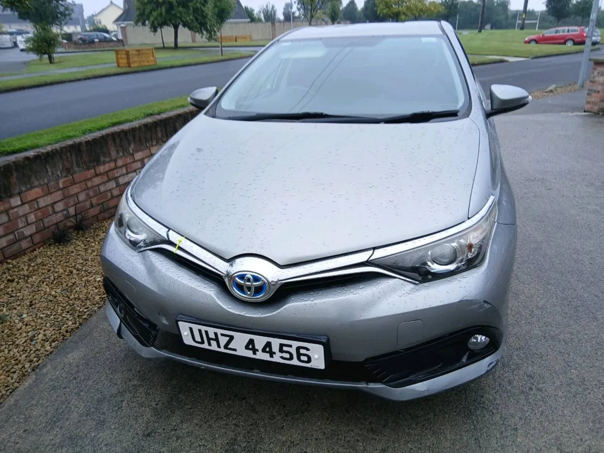 TOYOTA AURIS HYBRID 2016 - Image 4