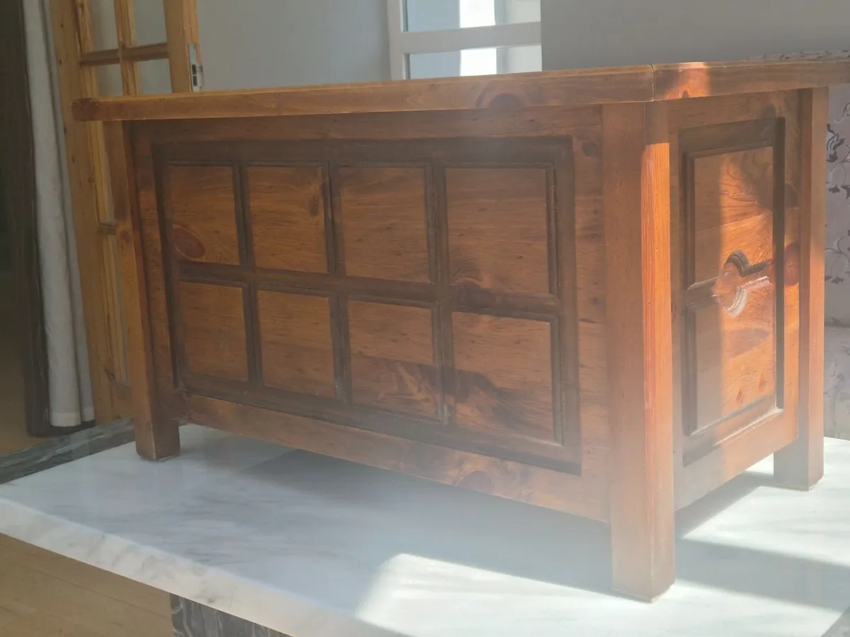 Blanket Box - Image 4