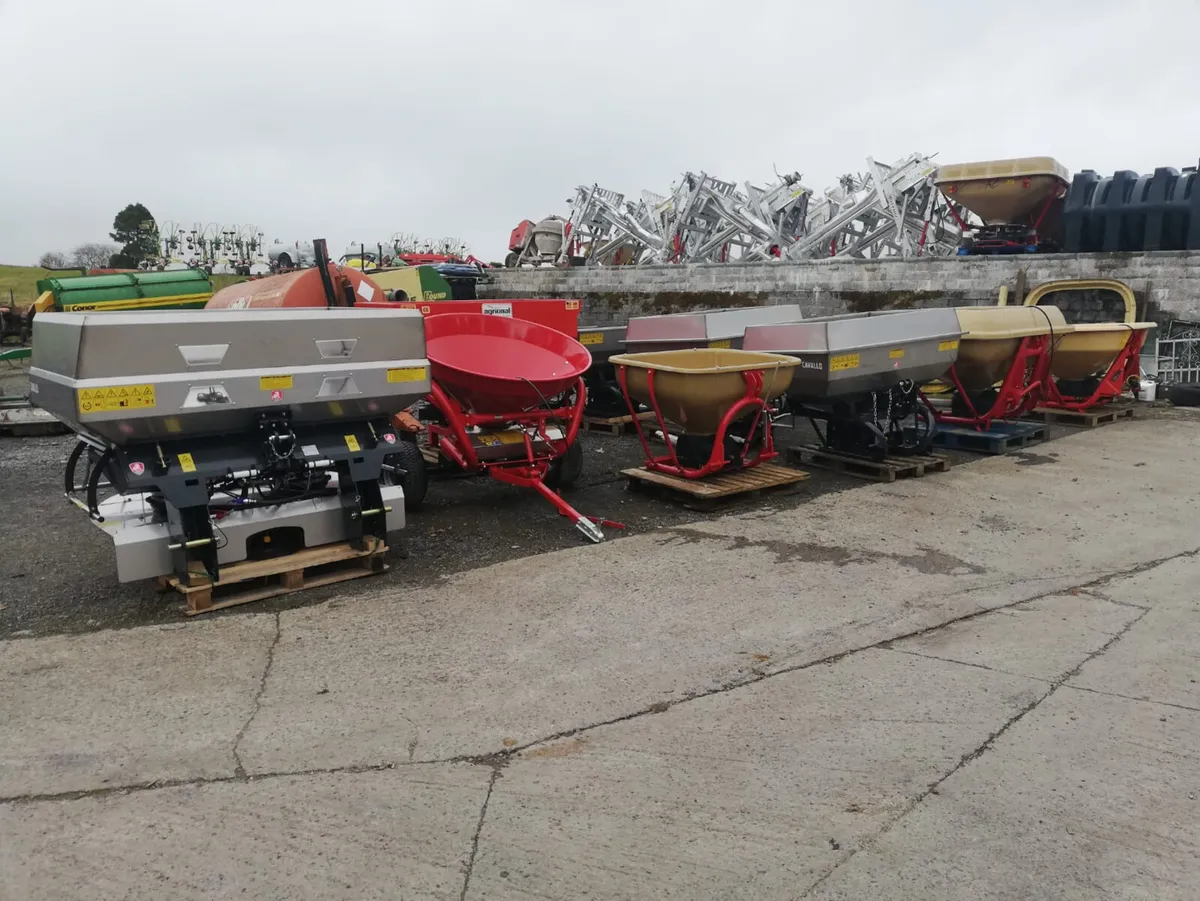 Range of Fertiliser spreaders - Image 1