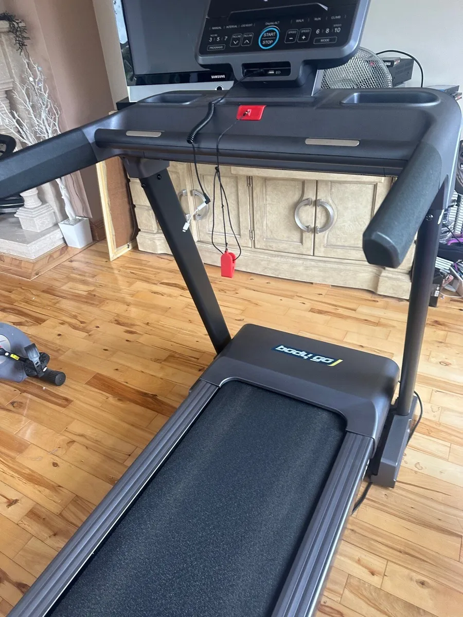 Treadmill + Exercise Bike + ab king pro - Image 3