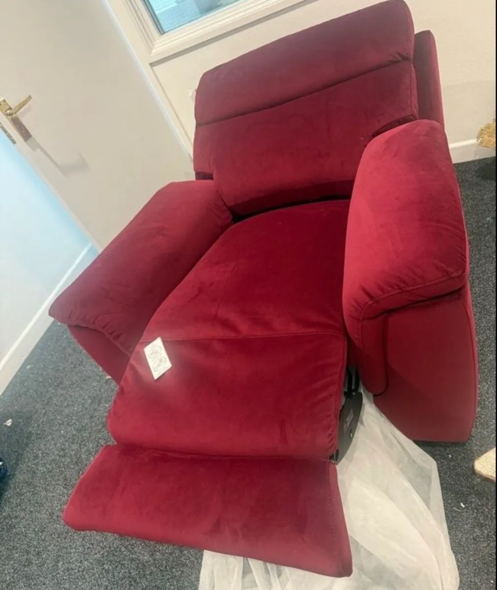 Henry Recliner 1Seater Fabric Sleep / Relax New - Image 1