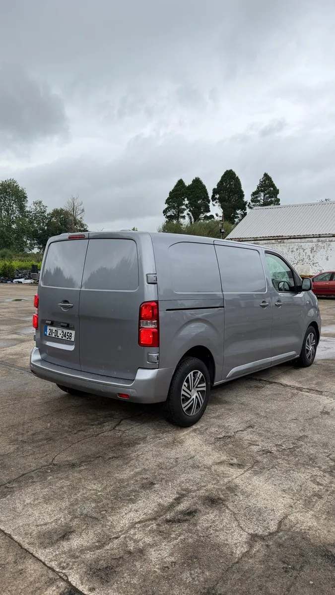 Vauxhall Vivaro Sportive 2.0L - Image 4