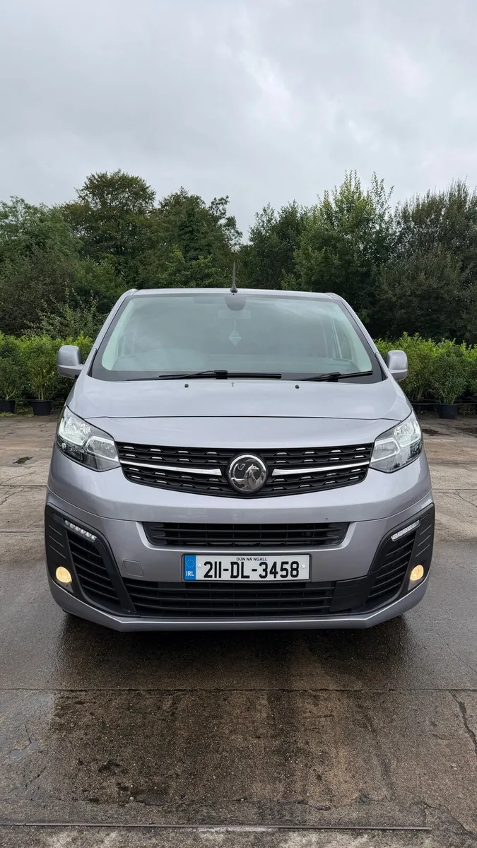 Vauxhall Vivaro Sportive 2.0L - Image 2