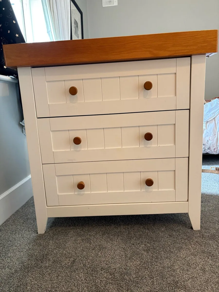 mamas and papas dresser changer - Image 1