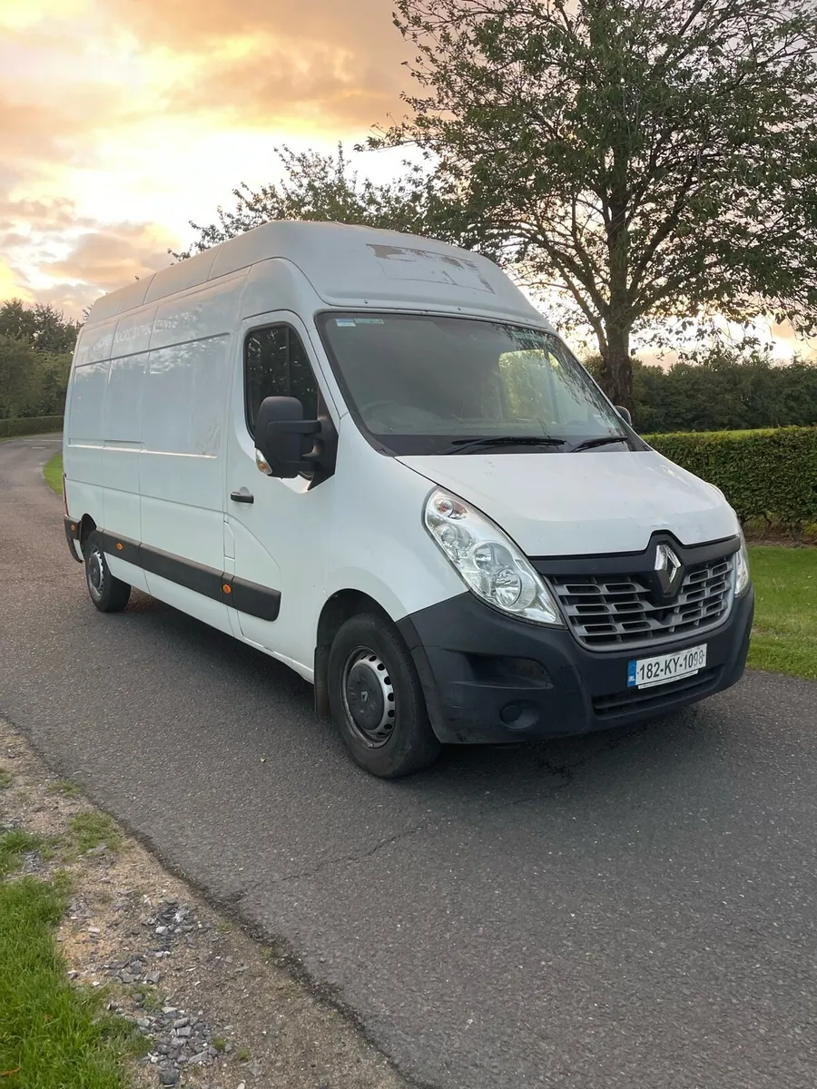 2018 Renault master - Image 1