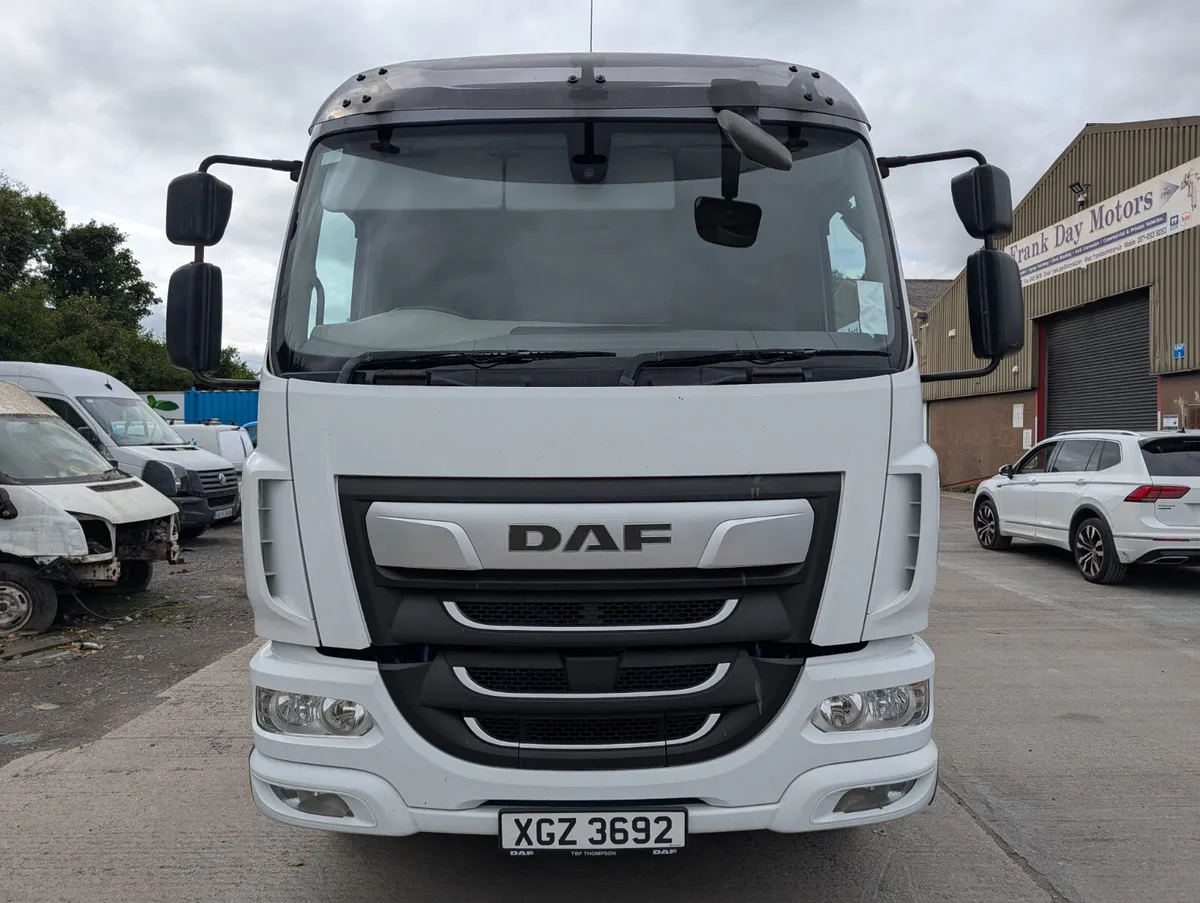 Daf LF 16T chassis cab 210HP - Image 3
