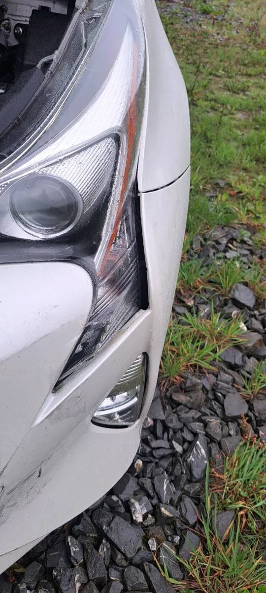Toyota Prius for spares or repair - Image 4