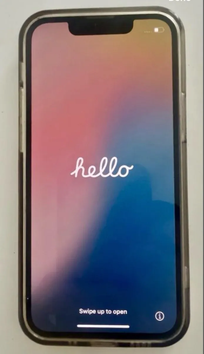 iPhone 13 - Image 2