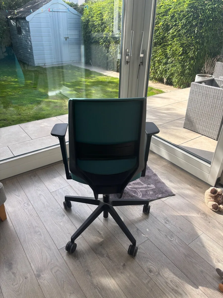 Office furniture - swivel chair - Image 3