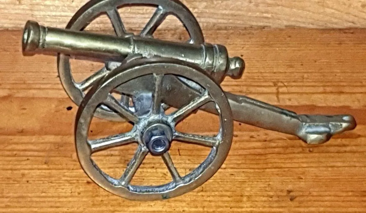 Vintage Heavy Brass Field Cannon Model - Image 1