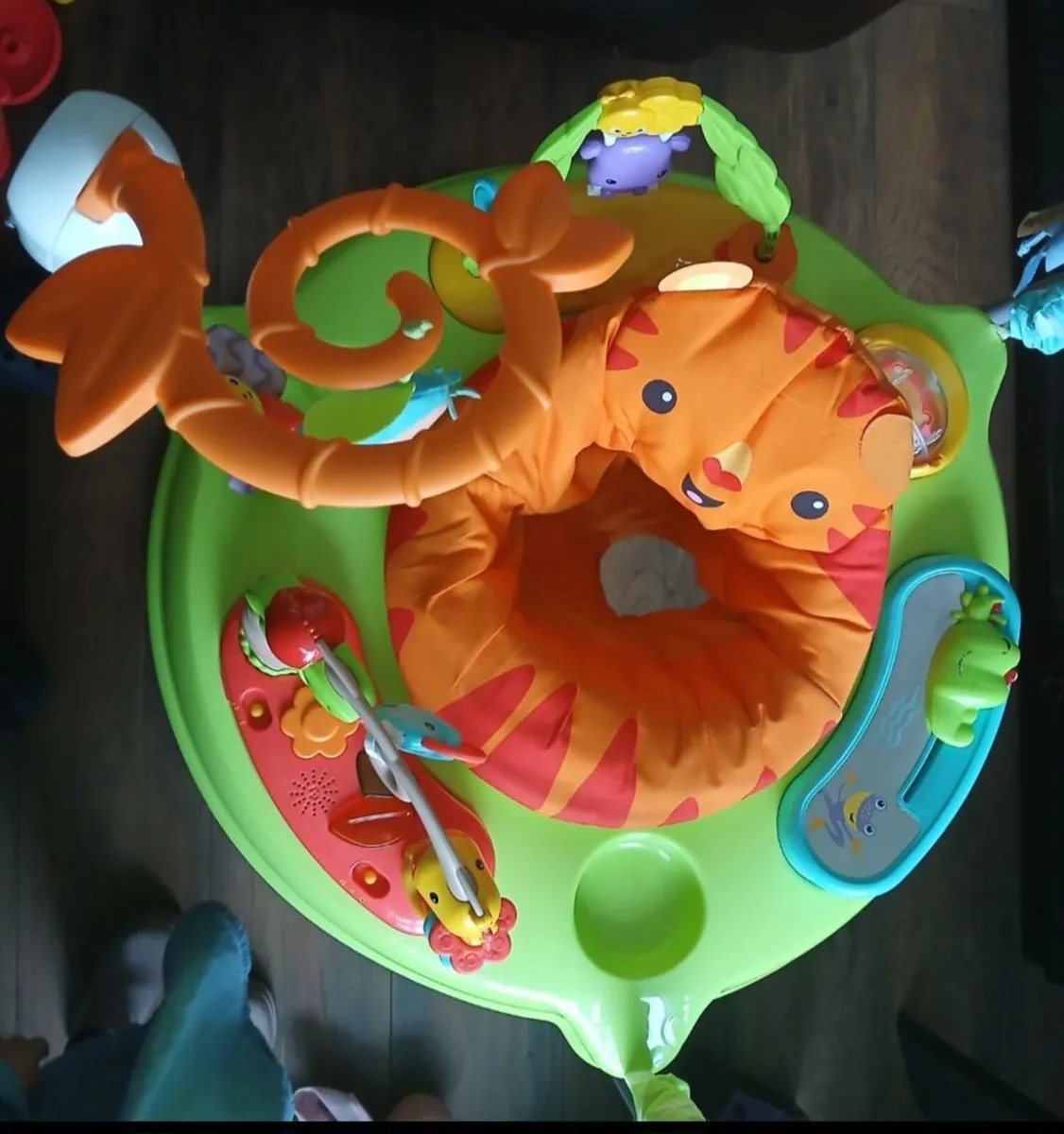 roarin rainforest jumperoo. - Image 1