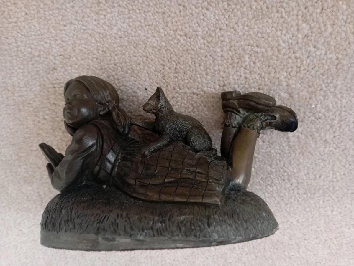 Pair of Genesis Figurines - Image 2
