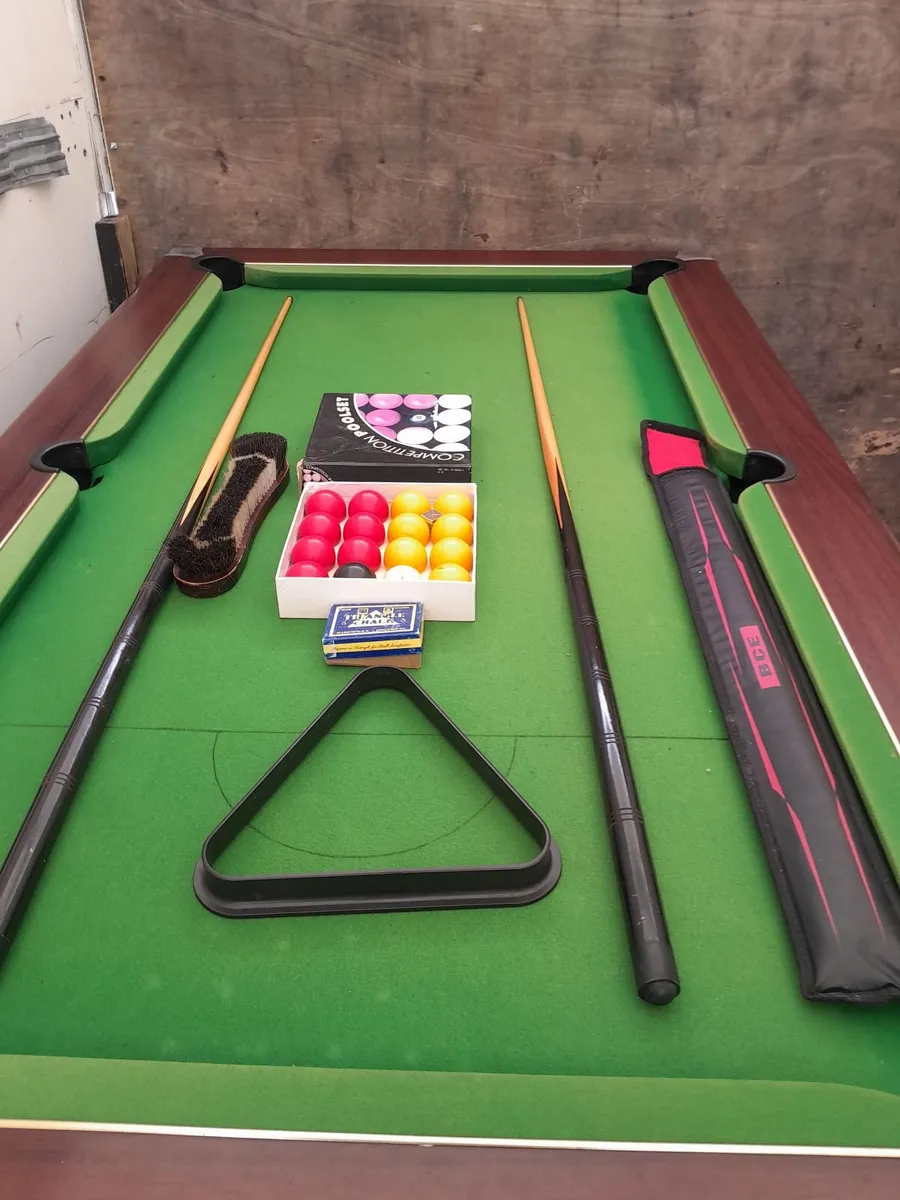 Pool table - Image 2