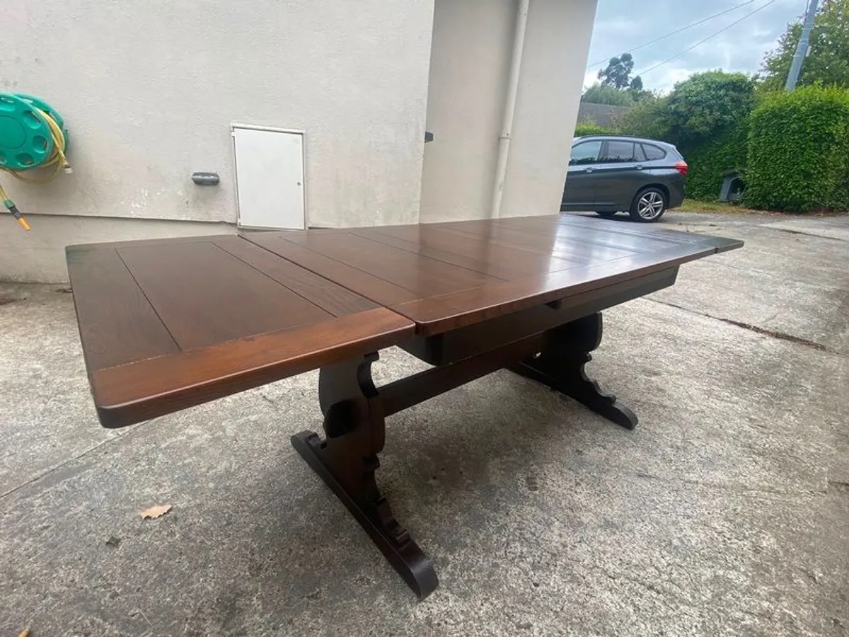 Genuine Vintage Ercol Model 434 Old Colonial Extending Dining Table - Image 1
