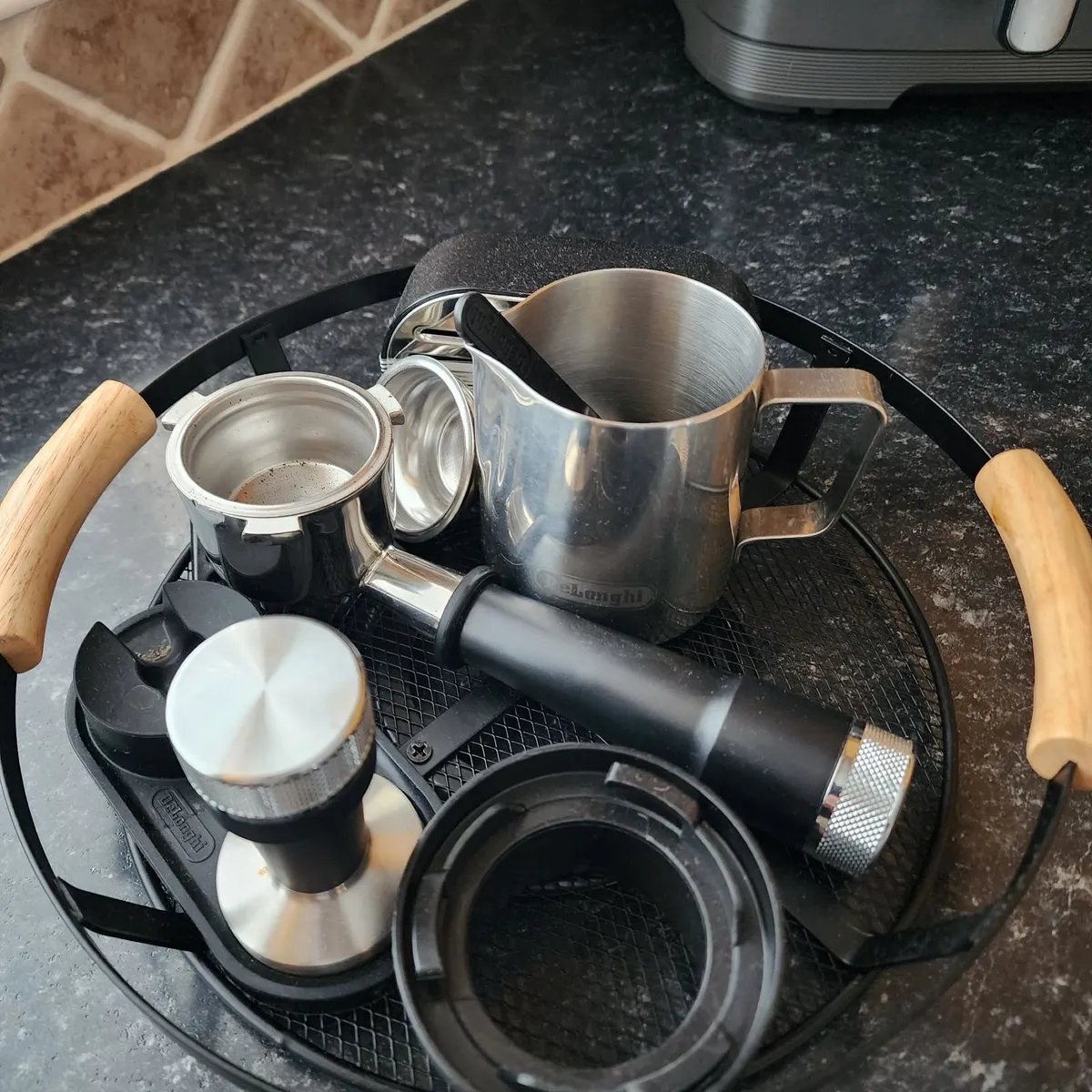 DeLonghi cafe machine - Image 2