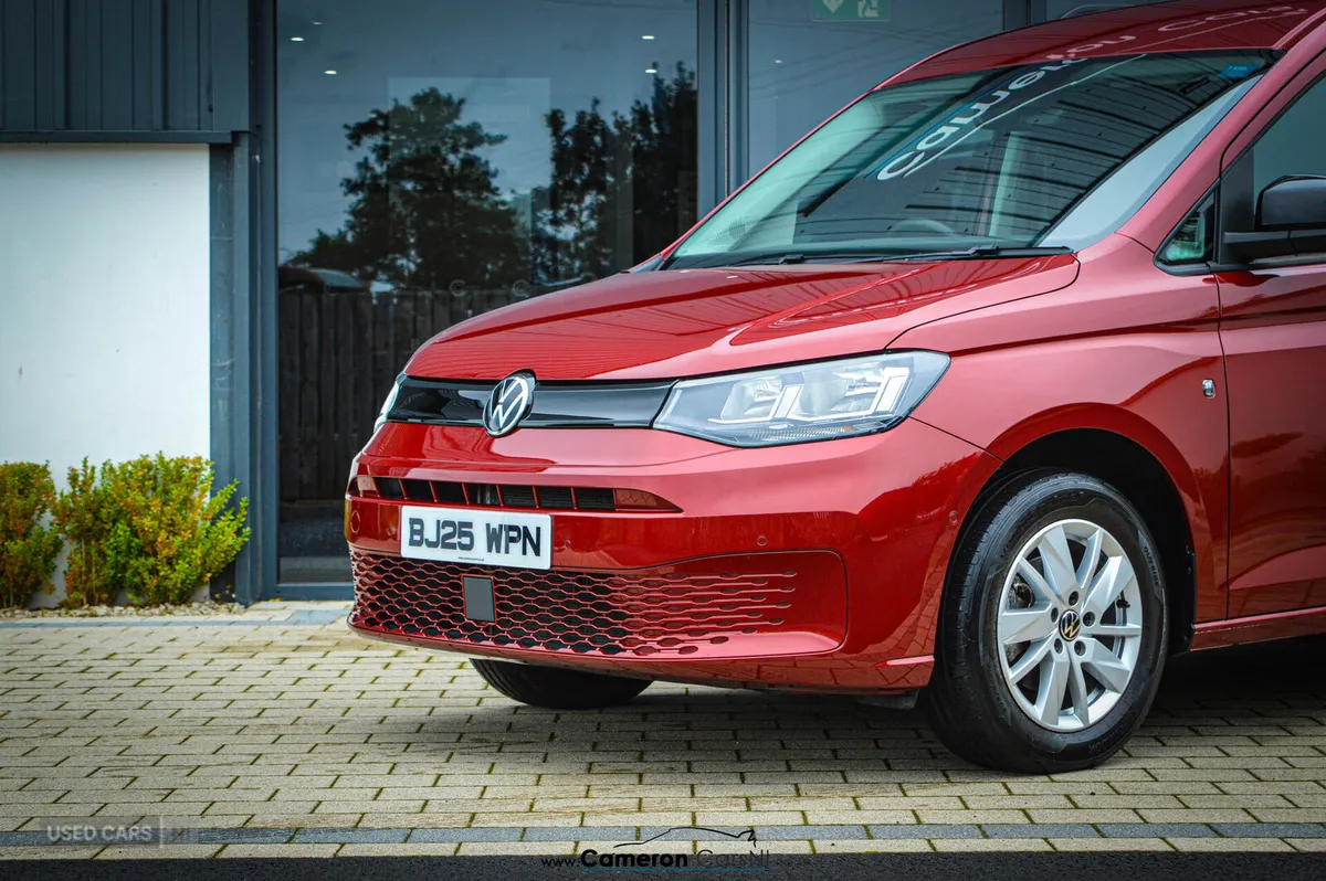 Volkswagen Caddy CARGO C20 DIESEL - Image 4
