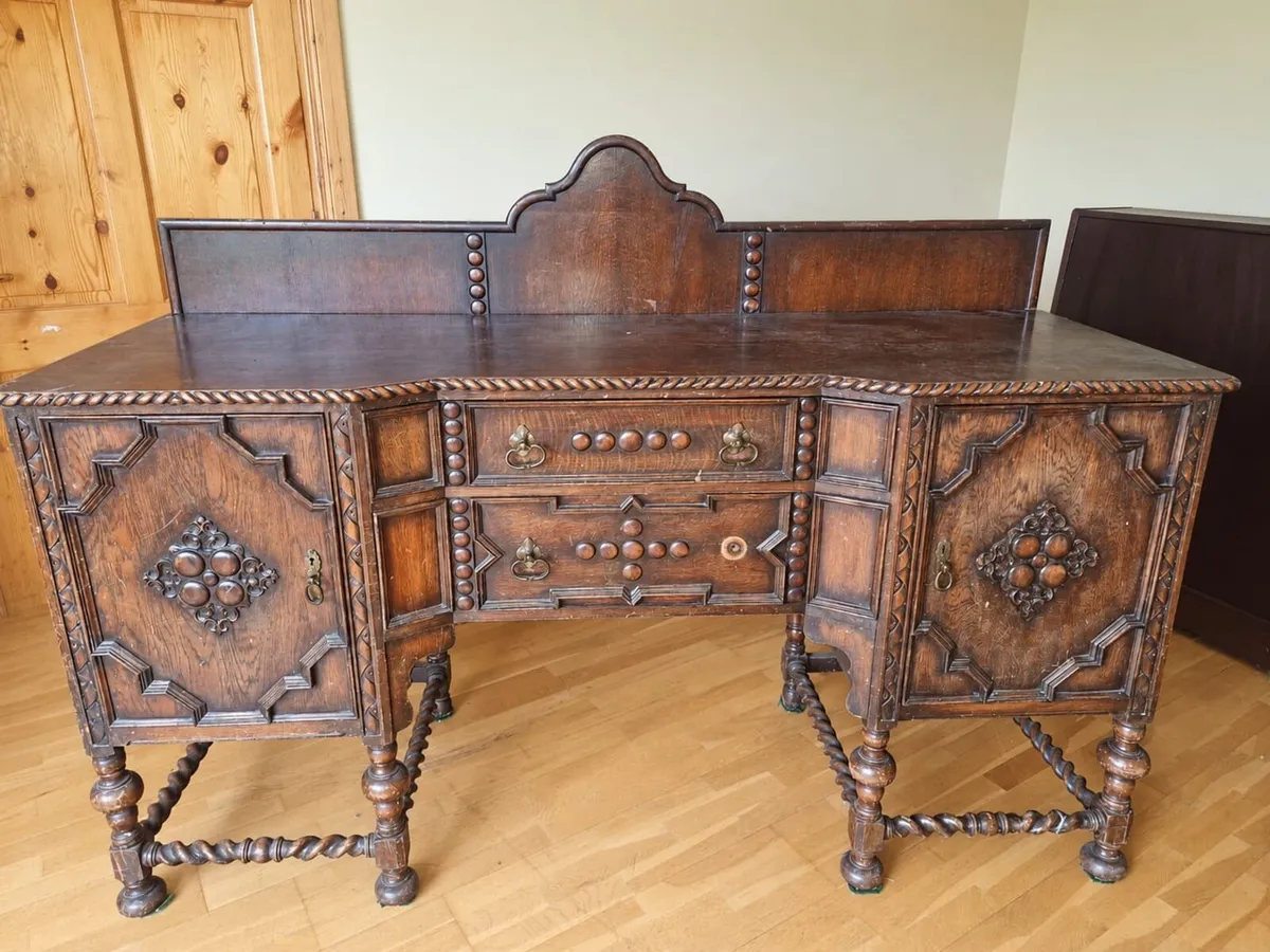 Antique dresser - Image 1
