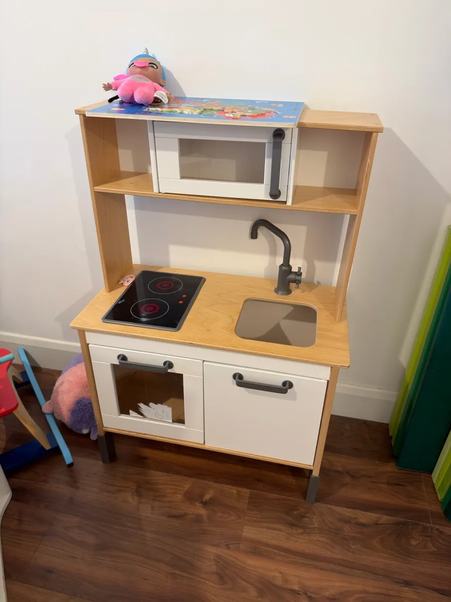 Kids Kitchen