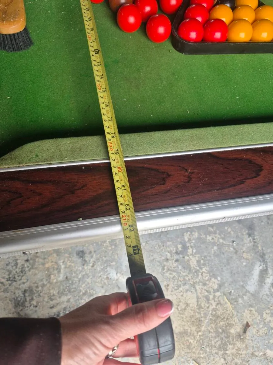 Pool table - Image 4