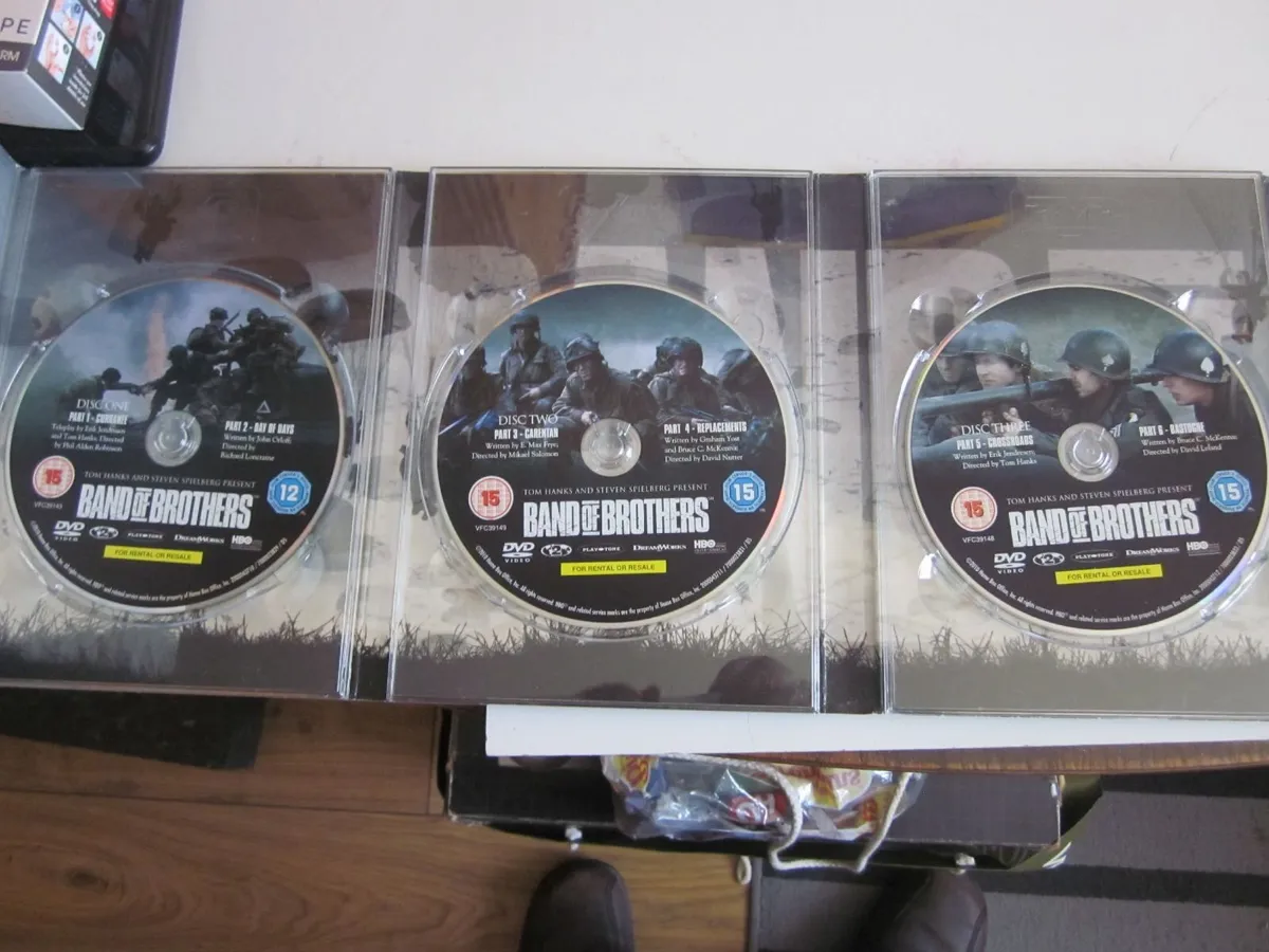 Band of Brothers DVD Tin Box Set - Image 4
