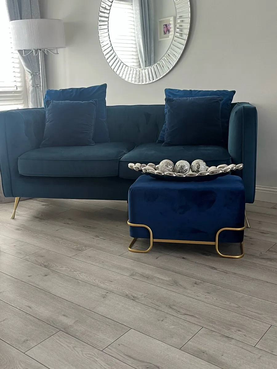 Large 2 seater sofa - Image 4