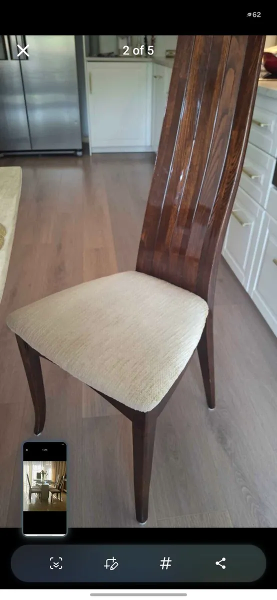 Table and chairs - Image 3