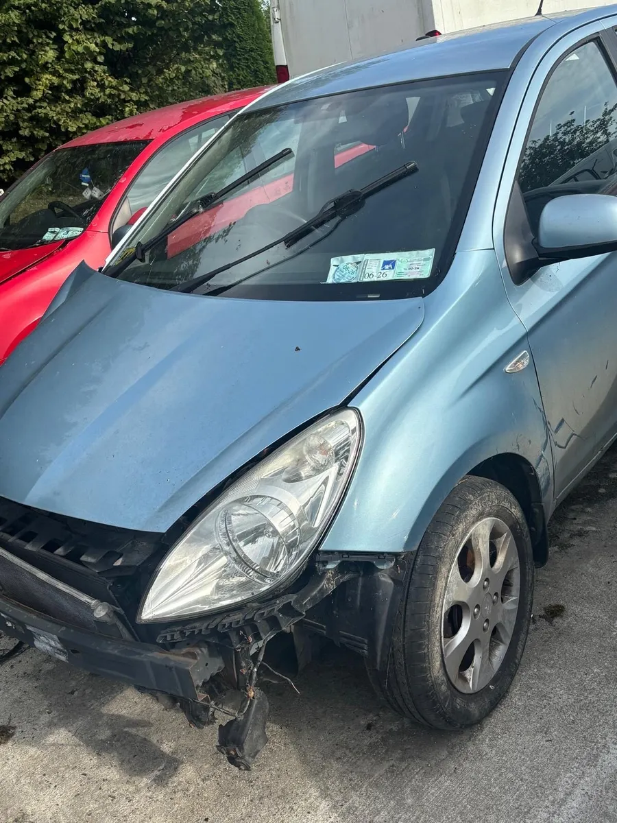Hyundai i20 Classic Crash Damaged - Image 2