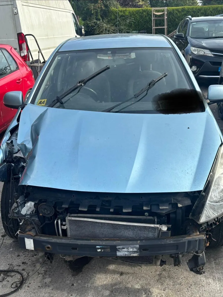 Hyundai i20 Classic Crash Damaged - Image 3