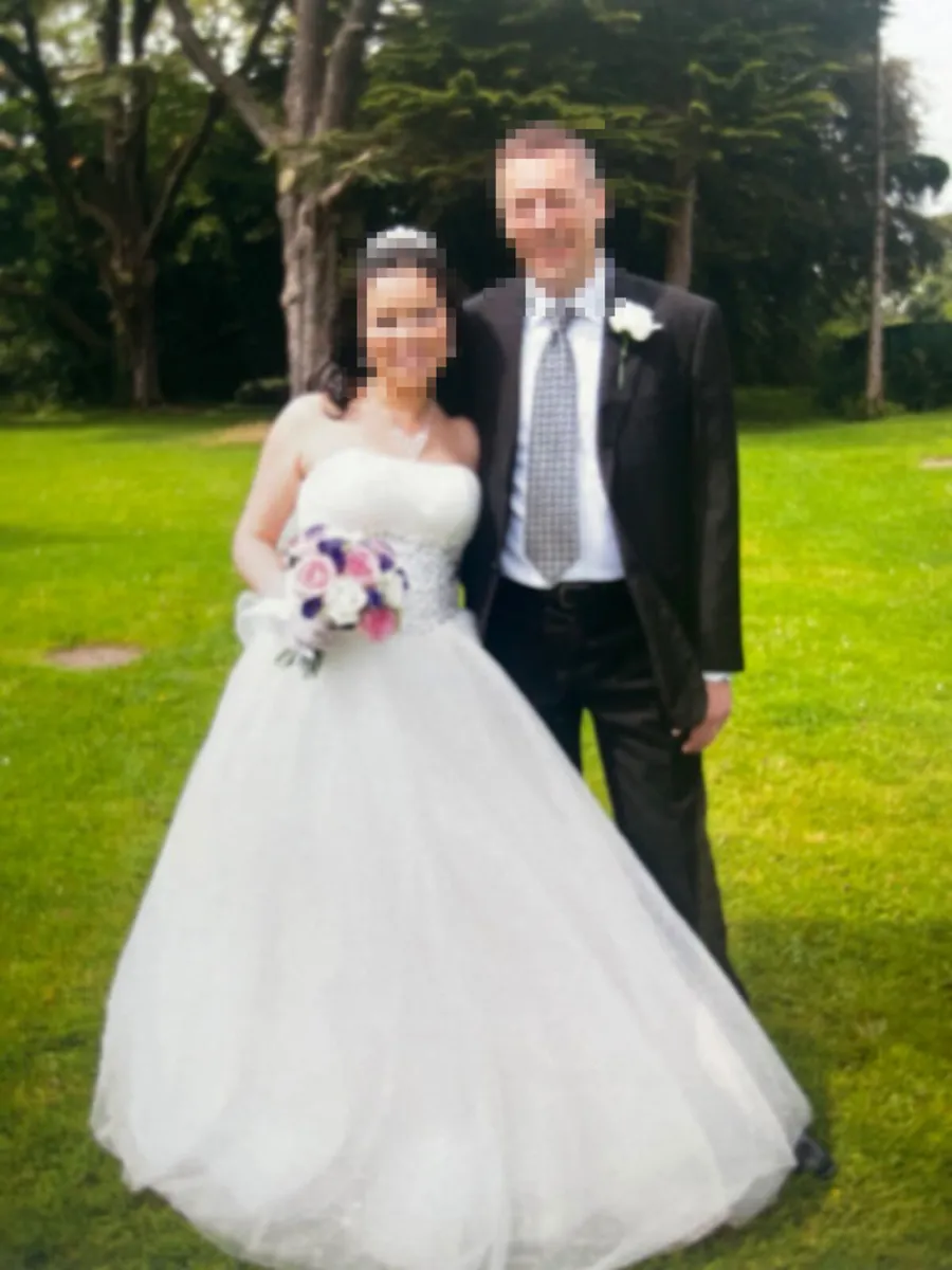 Beautiful Ivory Wedding Dress - Image 3