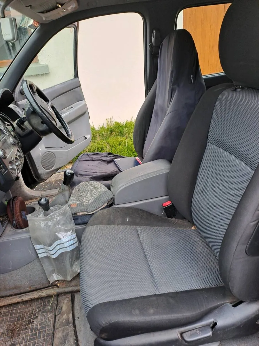 4x4 mazda bt50 jeep - Image 2