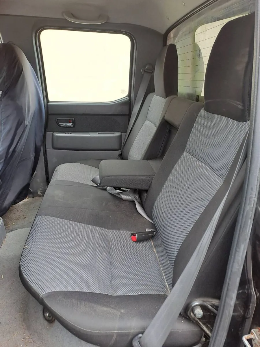 4x4 mazda bt50 jeep - Image 3