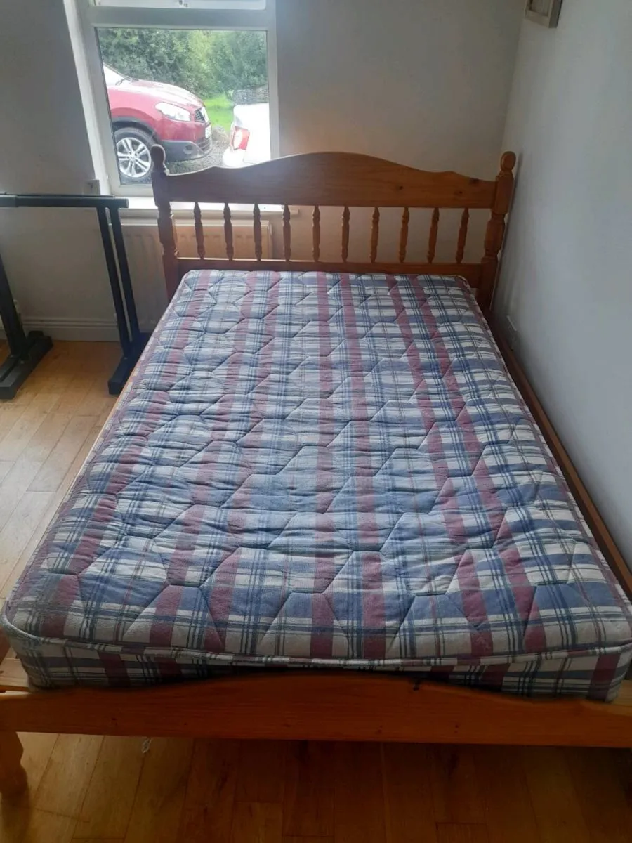 Double bed frame and small double mattress - Image 3